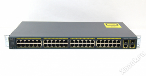 Cisco WS-C2960+48TC-S вид спереди