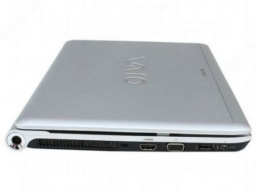 Sony VAIO VPC-S11V9R Silver вид боковой панели